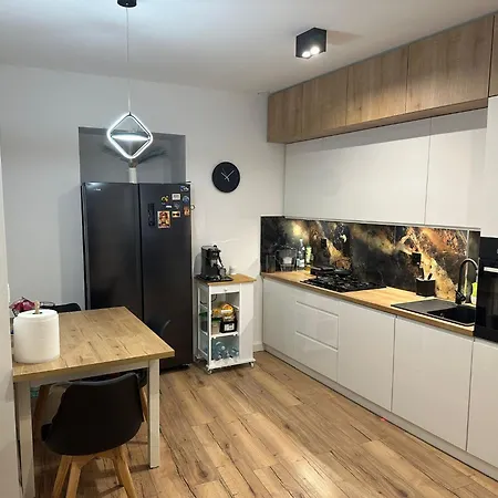 White Retro * ורוצלב