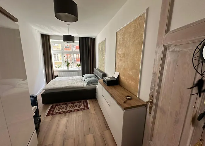 White Retro Βρότσλαβ